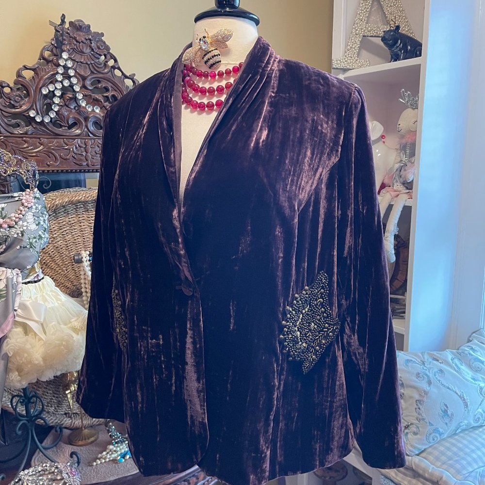 EUC 22W Jones New York Purple Crushed Velvet Embellished Jacket